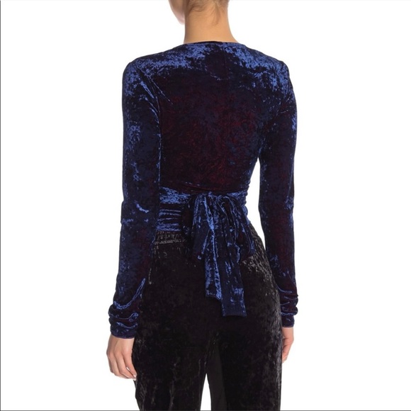 BRAND NEW HAH Top Notch Wrap top - Night Navy - Picture 3 of 4